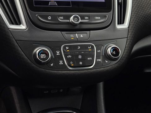 Used 2024 Chevrolet Malibu LT image 34