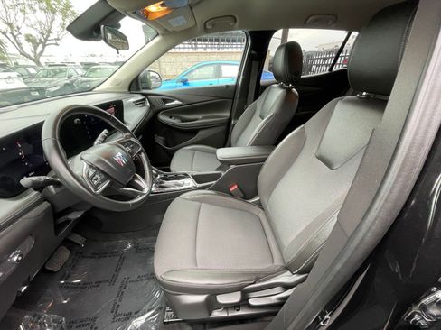 Used 2025 Buick Encore GX Preferred image 28