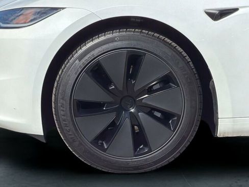 Used 2024 Tesla Model 3 Standard Range RWD image 33