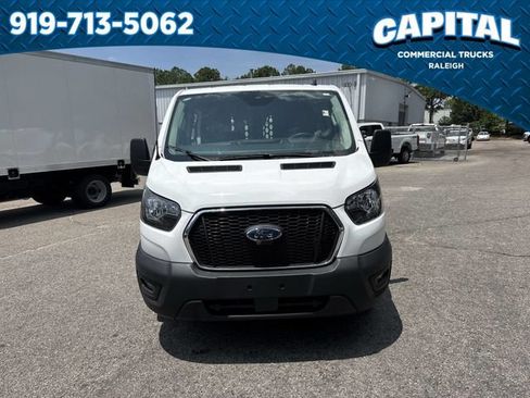 Used 2025 Ford Transit 250 Low Roof w/ Exterior Upgrade Package RWD image 3