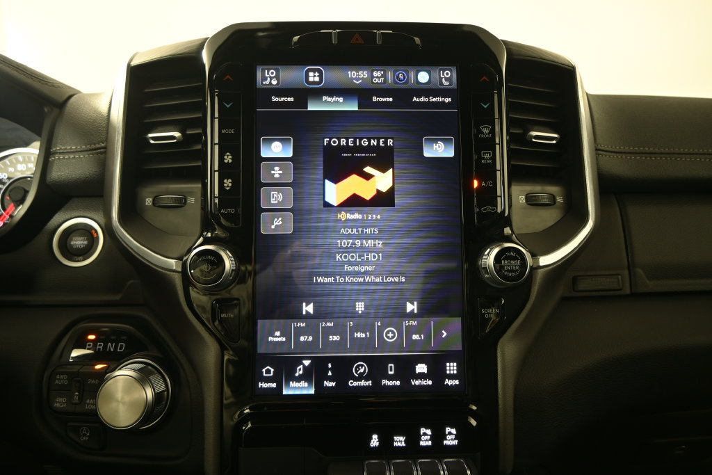 Used 2023 RAM 1500 Laramie AWD/4WD image 27