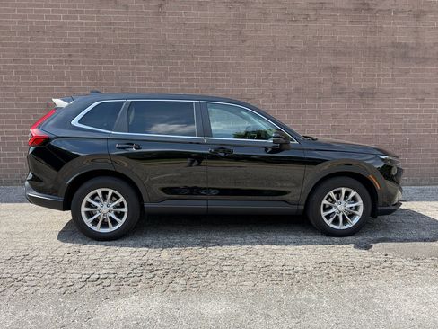 Used 2025 Honda CR-V EX image 6