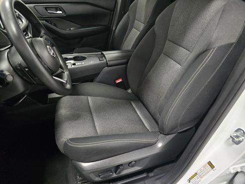 Used 2024 Nissan Rogue SV image 20