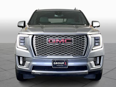 Certified 2023 GMC Yukon XL Denali image 3
