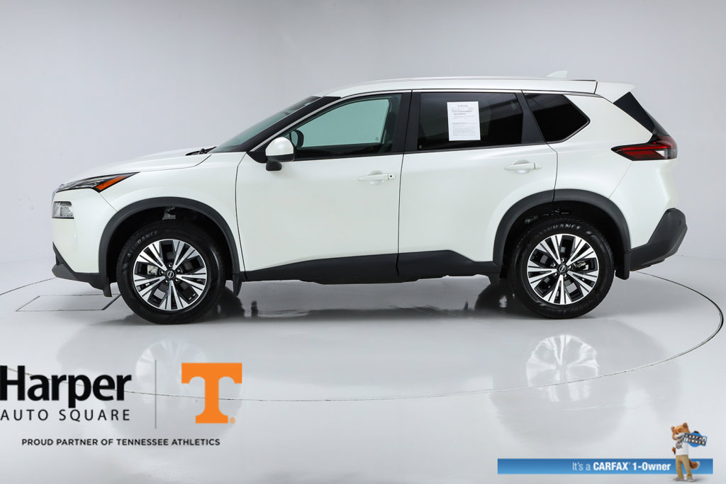 Used 2023 Nissan Rogue SV FWD image 2