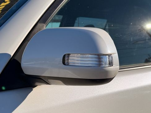 Used 2012 Toyota 4Runner SR5 image 11