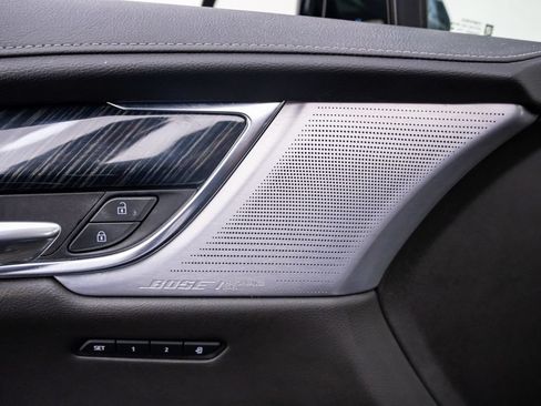 Used 2023 Cadillac XT6 Premium Luxury AWD/4WD image 15