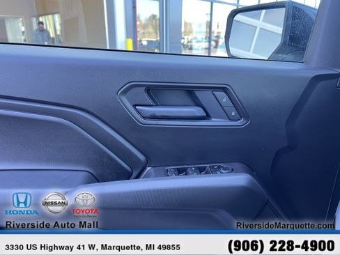 Used 2026 Chevrolet Colorado Trail Boss AWD/4WD image 24