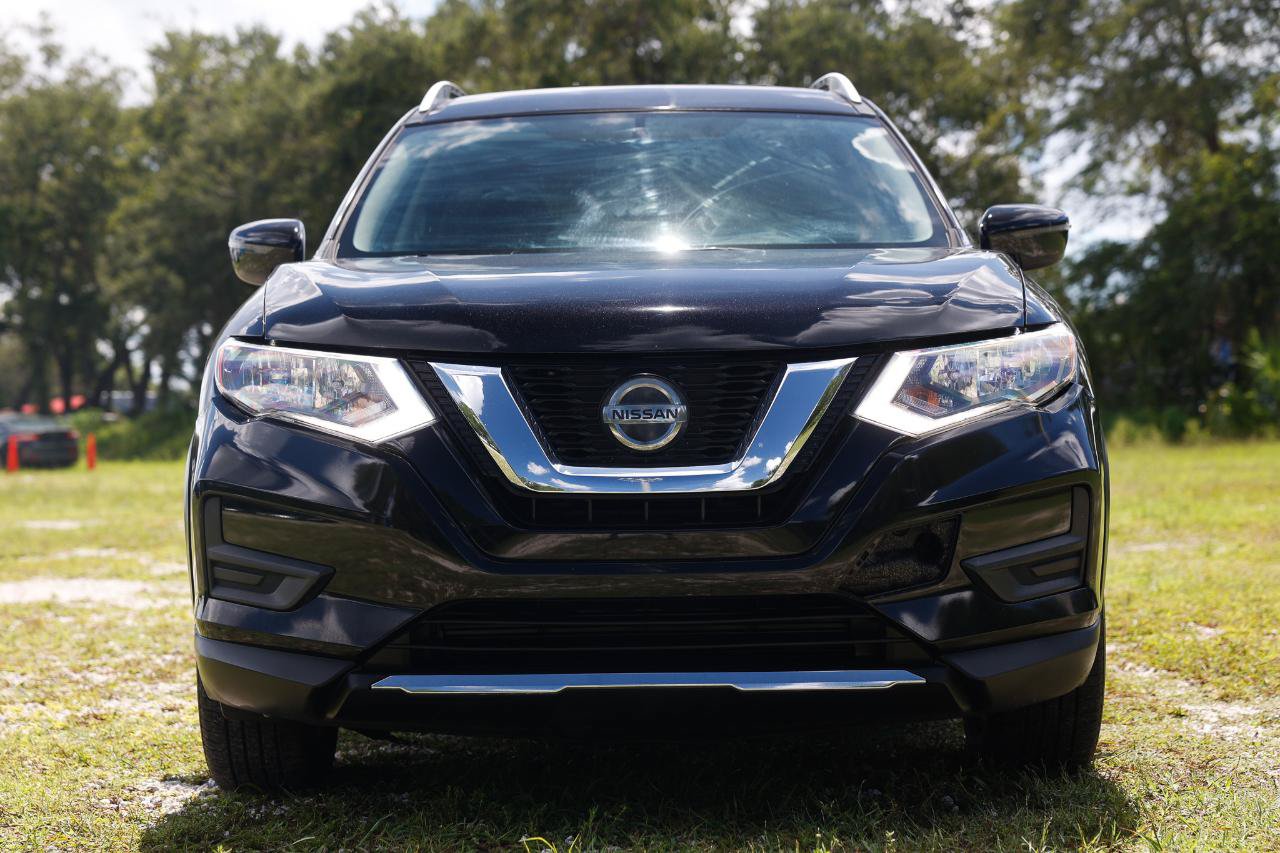Used 2018 Nissan Rogue SV AWD/4WD image 19