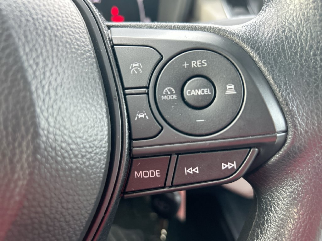 Used 2026 Toyota Corolla Cross L FWD image 16
