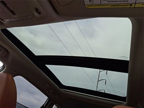 Used 2017 Nissan Rogue SL w/ SL Premium Package image 14