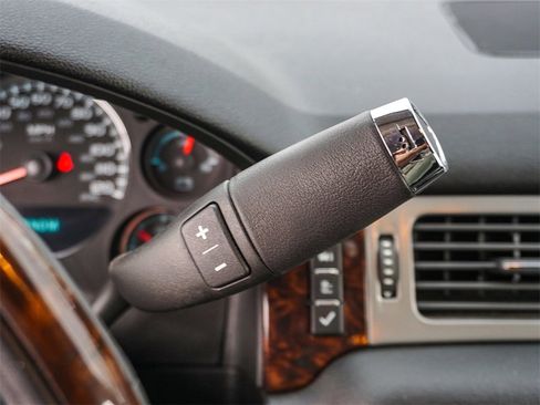 Used 2011 GMC Sierra 1500 Denali image 22