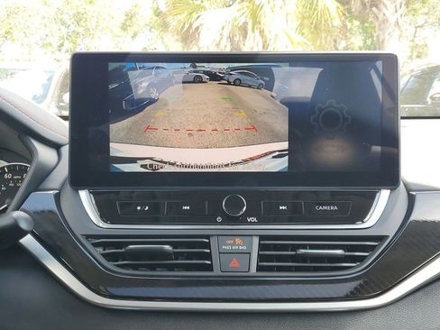 New 2025 Nissan Altima 2.5 SR w/ SR Premium Package image 12