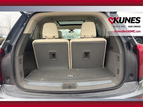 Used 2021 Cadillac XT6 Premium Luxury w/ LPO, Floor Liner Package image 7