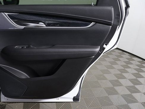 Used 2023 Cadillac XT5 Premium Luxury image 25