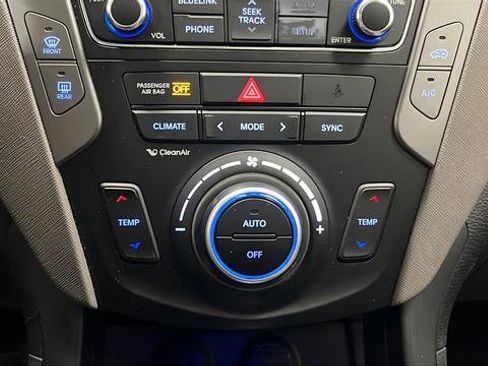 Used 2017 Hyundai Santa Fe Sport w/ 2.4L Tech Package 04 AWD/4WD image 18