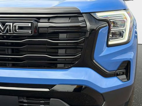 New 2026 GMC Terrain Elevation w/ Elevation Premium Package FWD image 9
