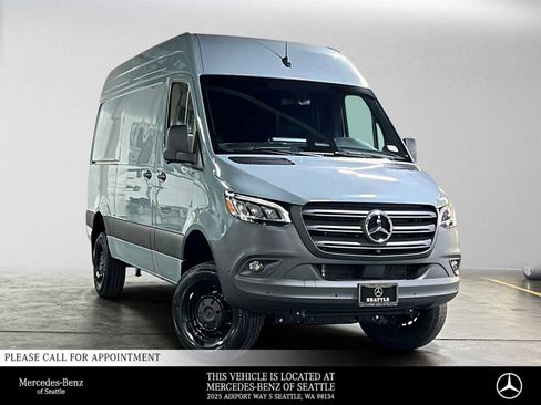 Used 2026 Mercedes-Benz Sprinter 2500 image 1