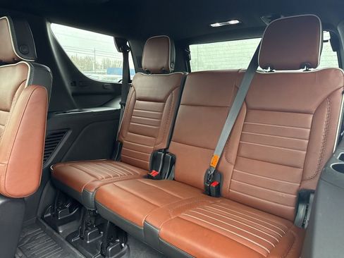 Used 2024 GMC Yukon Denali Ultimate w/ LPO, Floor Liner Package image 21