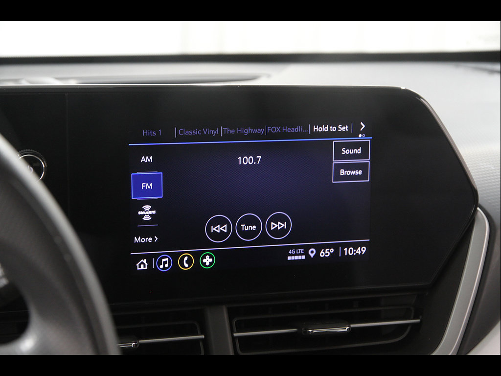 Used 2024 Chevrolet Trax LS w/ LS Convenience Package FWD image 11