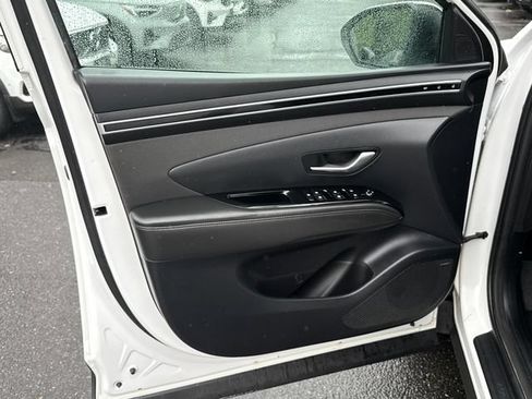 Used 2022 Hyundai Tucson Limited AWD/4WD image 6