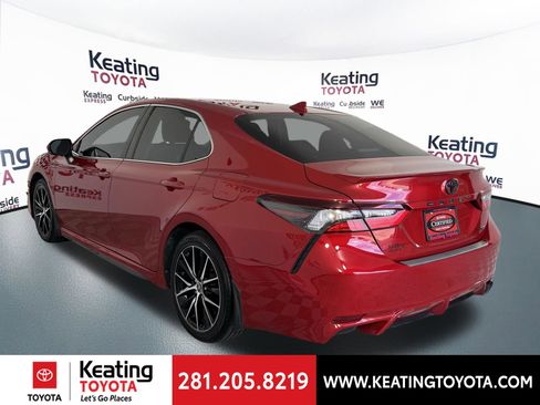 Certified 2023 Toyota Camry SE w/ Convenience Package image 8