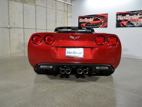 Used 2013 Chevrolet Corvette Convertible image 6