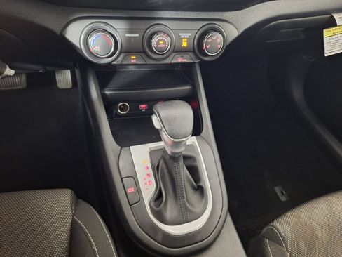 Used 2024 Kia Forte LXS FWD image 13