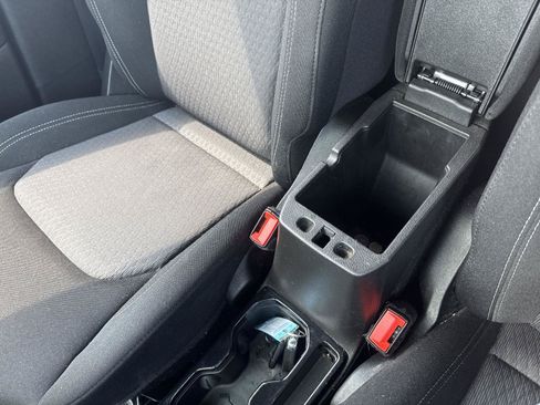 Used 2021 Jeep Renegade Latitude AWD/4WD image 16