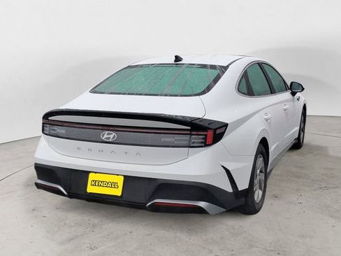 Certified 2025 Hyundai Sonata SE image 5