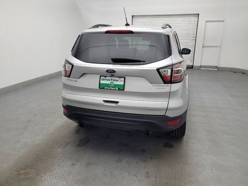 Used 2017 Ford Escape Titanium image 7