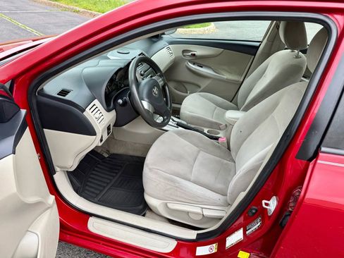 Used 2011 Toyota Corolla S image 11