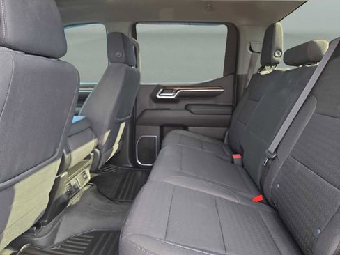 Used 2022 Chevrolet Silverado 1500 RST image 12