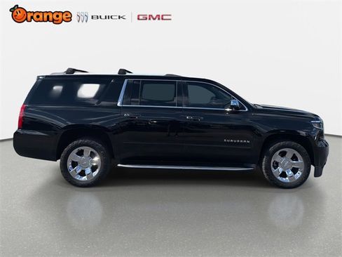 Used 2016 Chevrolet Suburban LTZ image 2