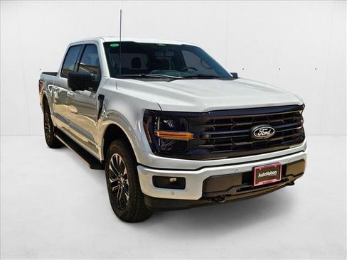 New 2025 Ford F150 XLT w/ Equipment Group 302A MID image 7