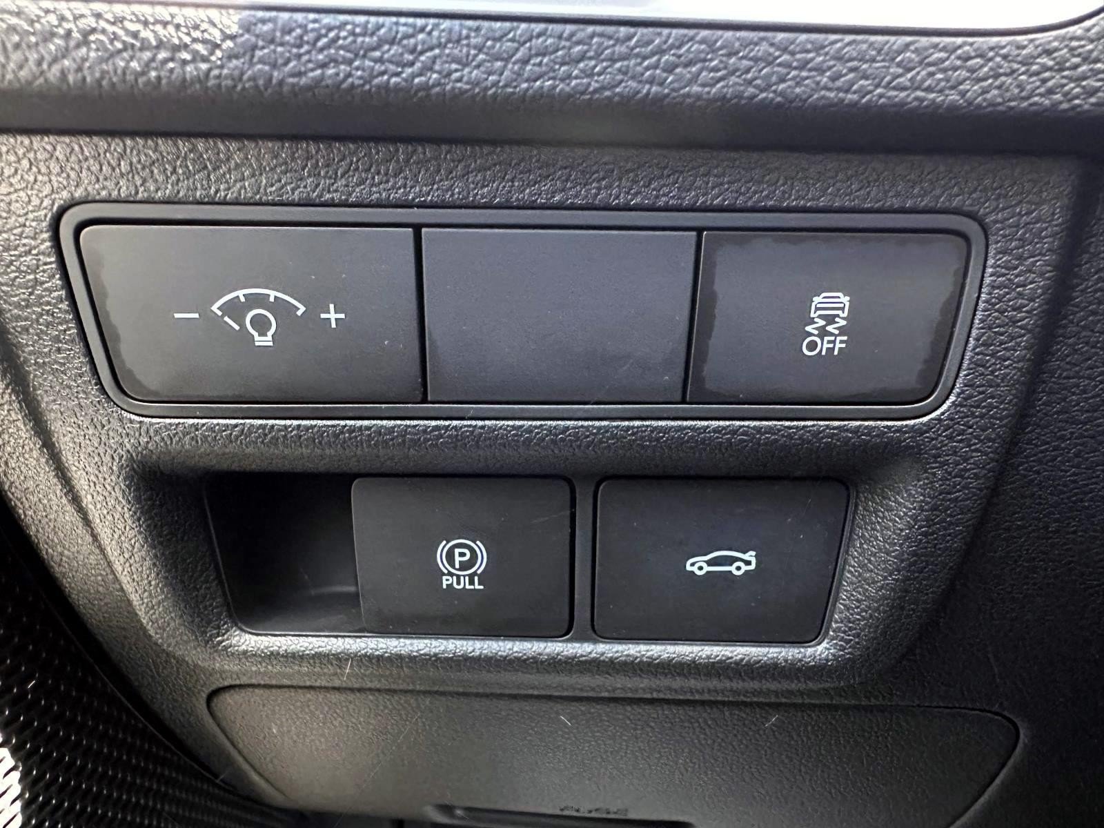 Used 2025 Hyundai Sonata SEL FWD image 16