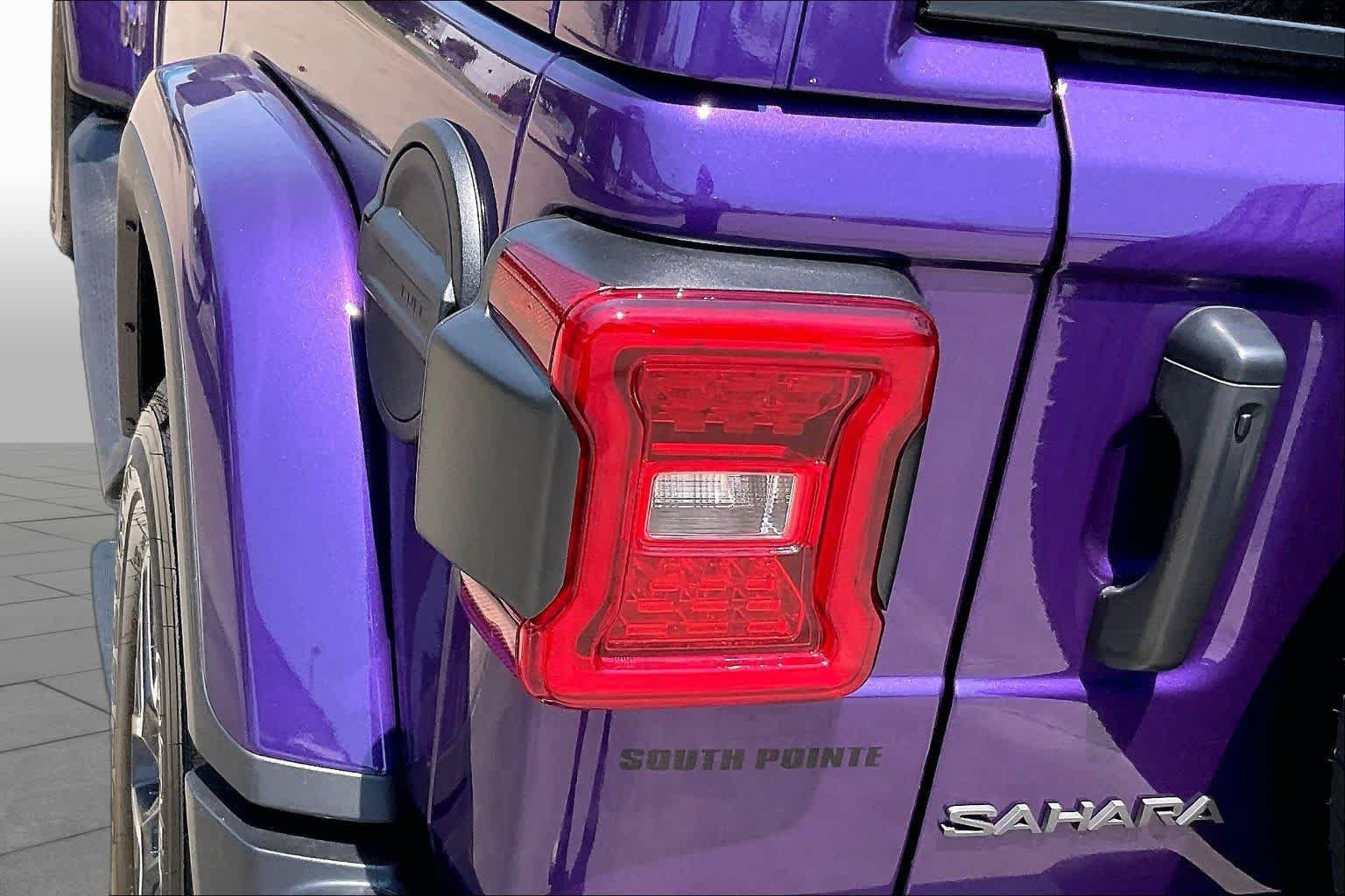 New 2026 Jeep Wrangler Unlimited Sahara AWD/4WD image 14