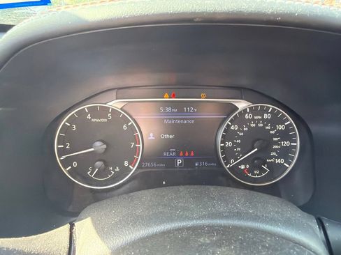 Used 2024 Nissan Altima 2.5 SR w/ SR Premium Package FWD image 4