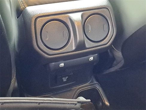 Used 2025 Jeep Gladiator Mojave w/ Safety Group image 23