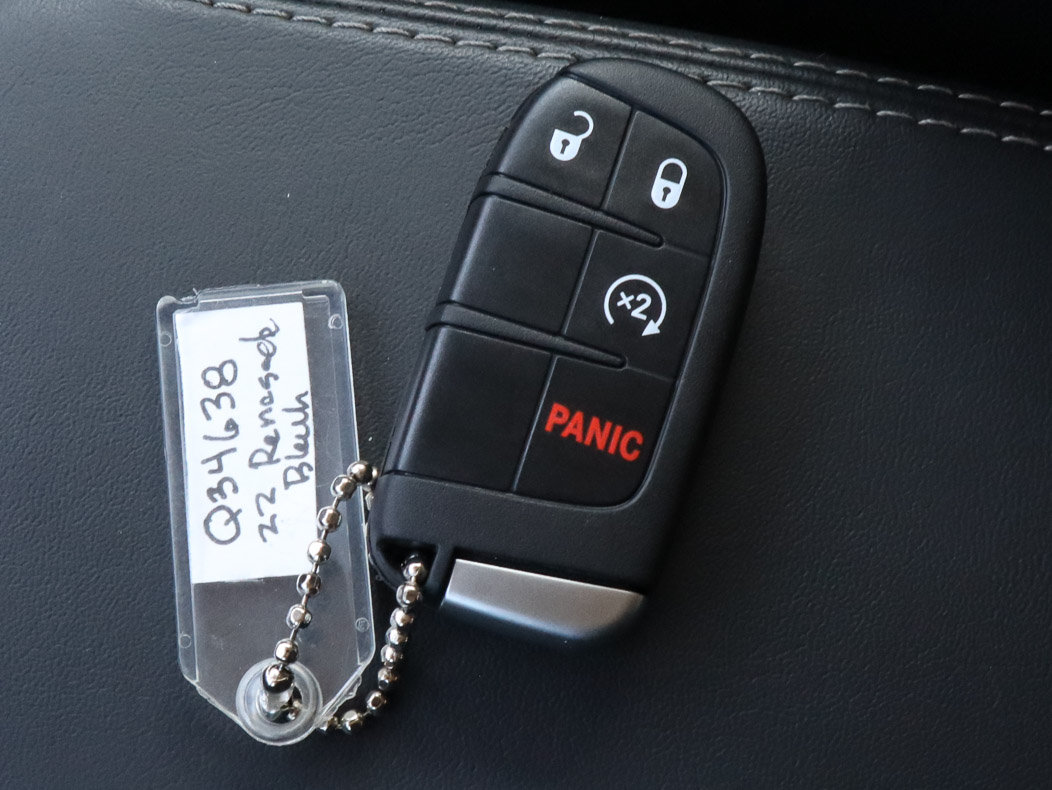Used 2022 Jeep Renegade Latitude AWD/4WD image 29