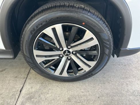 New 2026 Mitsubishi Outlander Sport SE AWD/4WD image 19