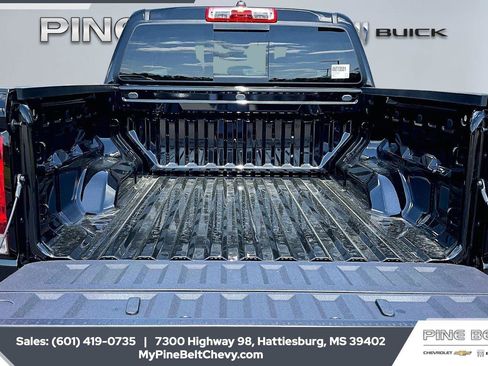 New 2026 Chevrolet Colorado Trail Boss AWD/4WD image 5