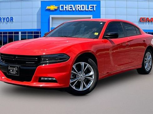 Used 2023 Dodge Charger SXT AWD/4WD image 3