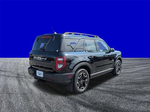 Certified 2023 Ford Bronco Sport Outer Banks w/ Tech Package AWD/4WD image 4