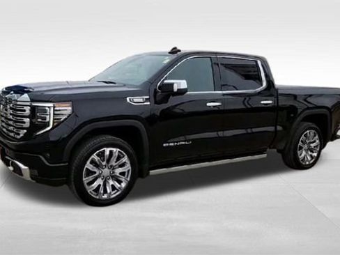 Certified 2025 GMC Sierra 1500 Denali w/ Denali Reserve Package image 4
