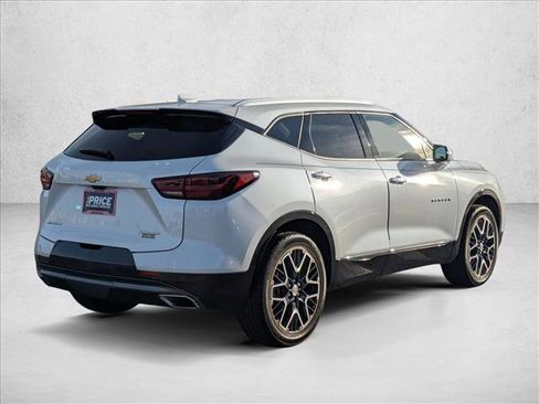 Used 2024 Chevrolet Blazer Premier w/ Driver Confidence II Package image 5