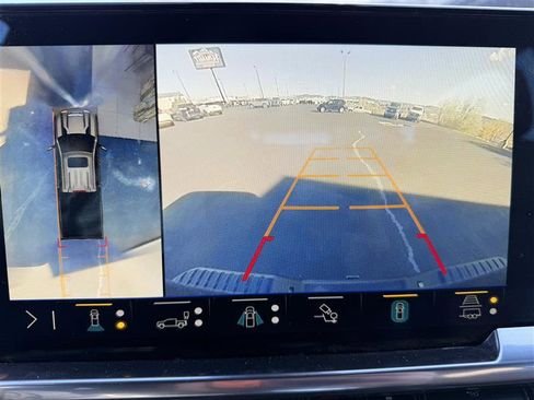 Used 2024 Chevrolet Silverado 3500 High Country w/ High Country Premium Package image 11