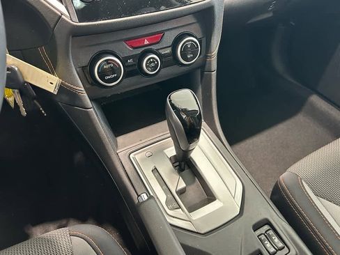 Used 2023 Subaru Crosstrek 2.0i Premium image 14
