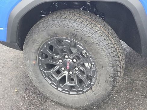 New 2026 GMC Canyon Elevation w/ Convenience Package image 26