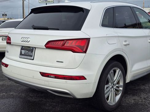 Used 2019 Audi Q5 2.0T Premium Plus w/ Premium Plus Package image 9